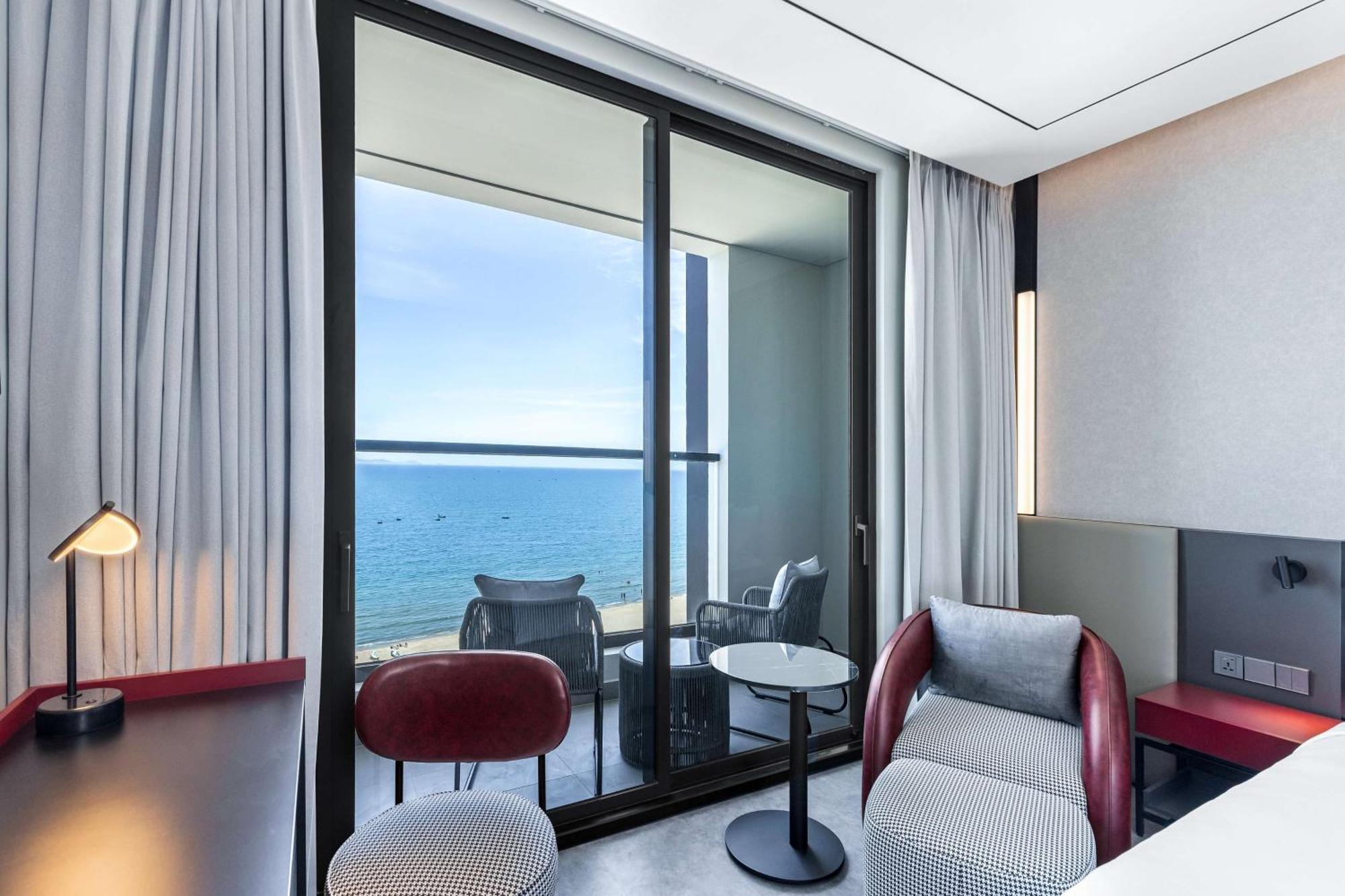 Radisson Red Danang Hotel Bagian luar foto