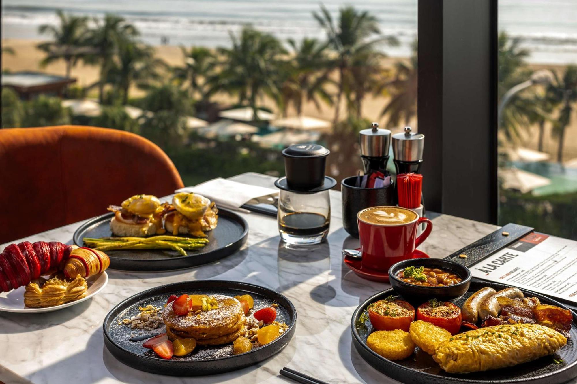 Radisson Red Danang Hotel Bagian luar foto