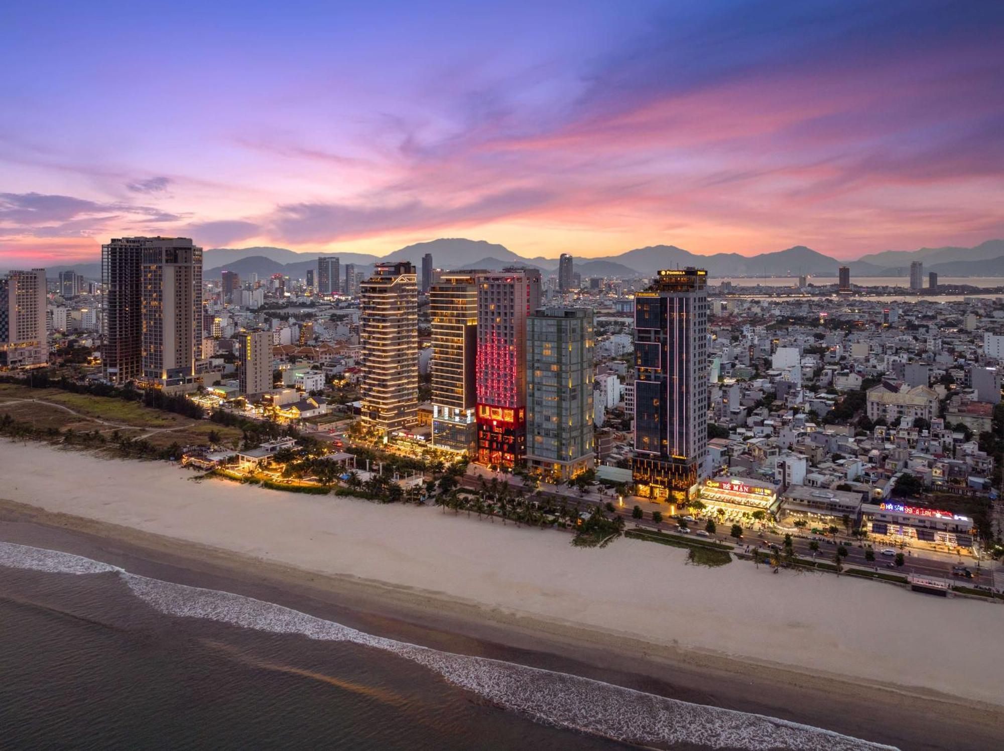 Radisson Red Danang Hotel Bagian luar foto